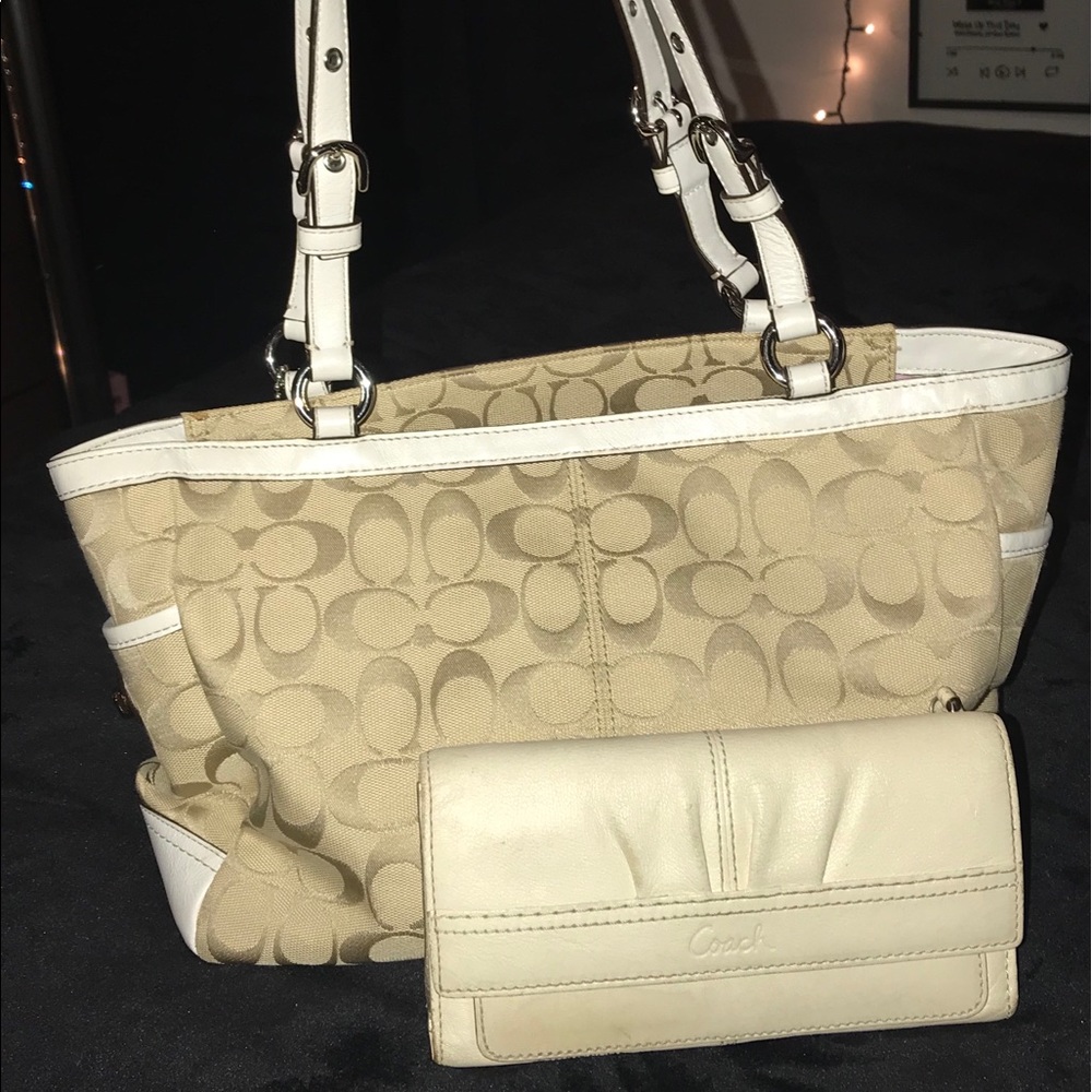 cream coach tote and wallet